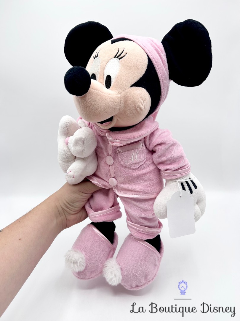 Peluche-Minnie-Mouse-Pyjama-Disney-Store-rose-doudou-écusson-42-cm (8)