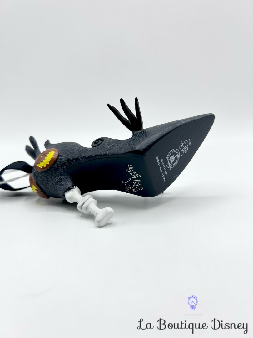 Ornement-Noël-Mini-Chaussure-Jack-Skellington-décorative-Disney-Parks-Létrange-Noël-de-Mr-Jack-Runway-Shoe-boule-suspension (5)