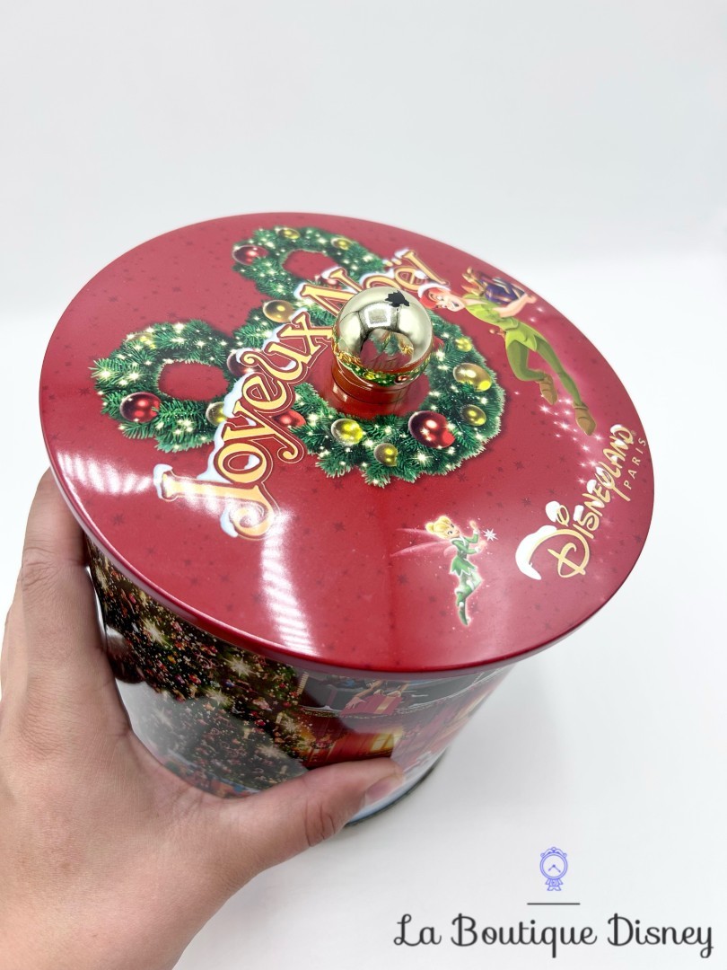 Boite-métal-Mickey-et-ses-amis-Joyeux-Noël-Disneyland-Paris-2017-Disney-gâteaux-biscuits (5)