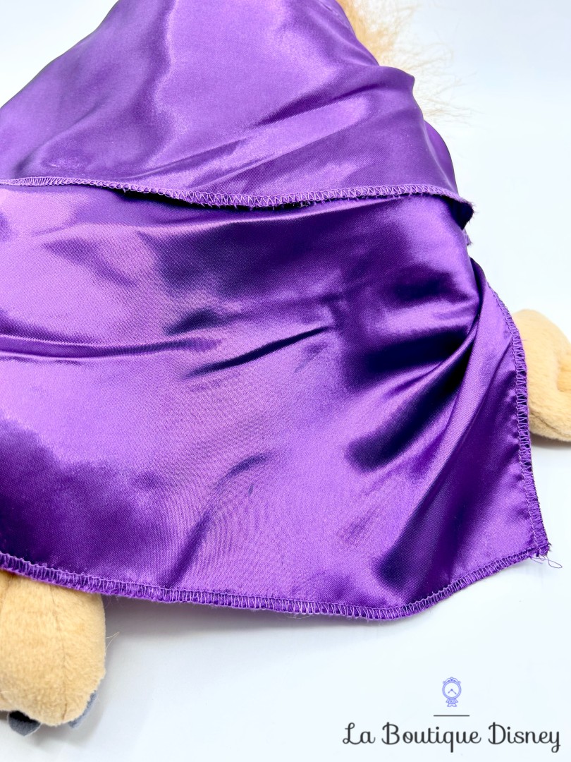 Peluche-La-Bête-Disney-On-Ice-La-Belle-et-la-Bête-cape-violet-36-cm (1)