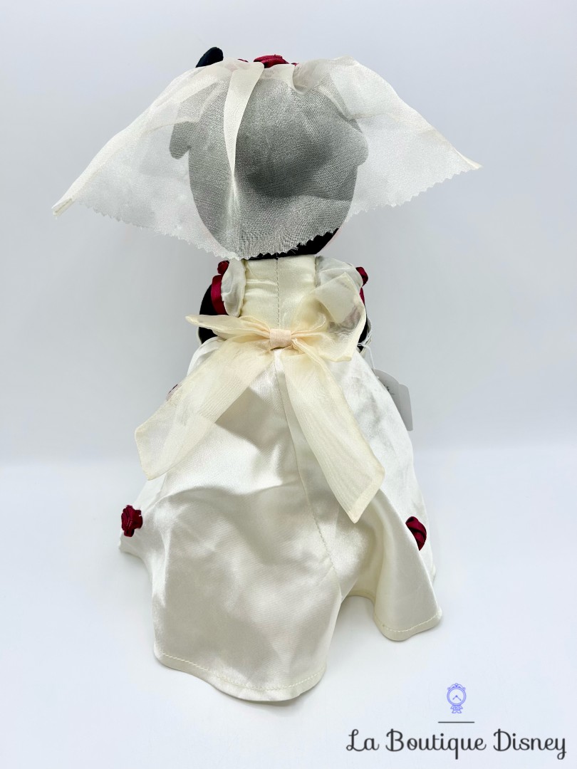 Peluche-Minnie-Mouse-mariée-Disneyland-Paris-Disney-mariage-bouquet-roses-35-cm (1)
