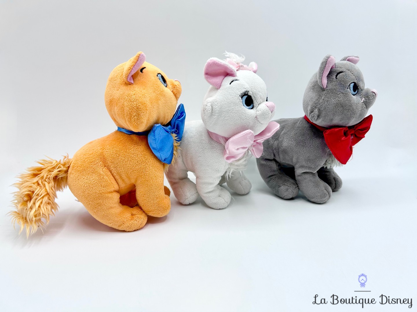 Peluches-Les-Aristochats-Marie-Berlioz-Toulouse-Disney-Store-chats-18-cm (3)