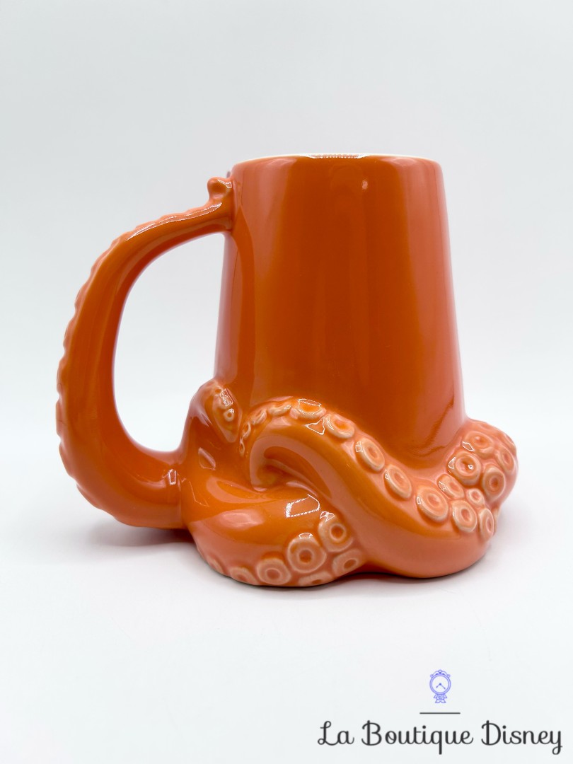 Tasse-Hank-Le-Monde-de-Dory-Disney-Store-2016-mug-poulpe-orange-relief-3D (1)