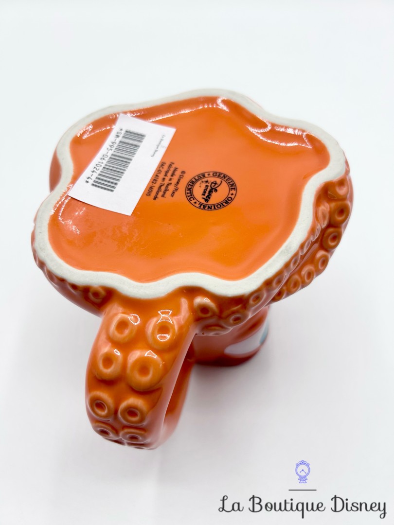 Tasse-Hank-Le-Monde-de-Dory-Disney-Store-2016-mug-poulpe-orange-relief-3D (4)