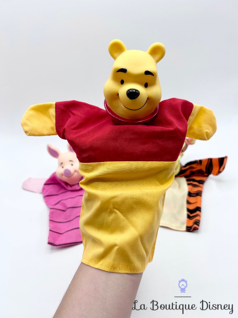 Marionnettes-Winnie-ourson-Tigrou-Porcinet-Disney-Nicotoy-main (1)