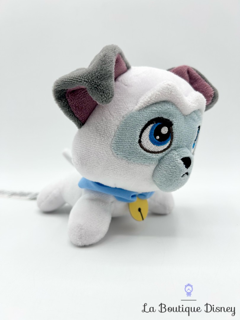 Peluche--Mini-Percy-Naïf-Disney-Parks-2022-Disneyland-Pocahontas-chien-blanc-18-cm (2)