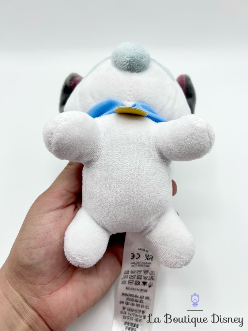 Peluche--Mini-Percy-Naïf-Disney-Parks-2022-Disneyland-Pocahontas-chien-blanc-18-cm (6)