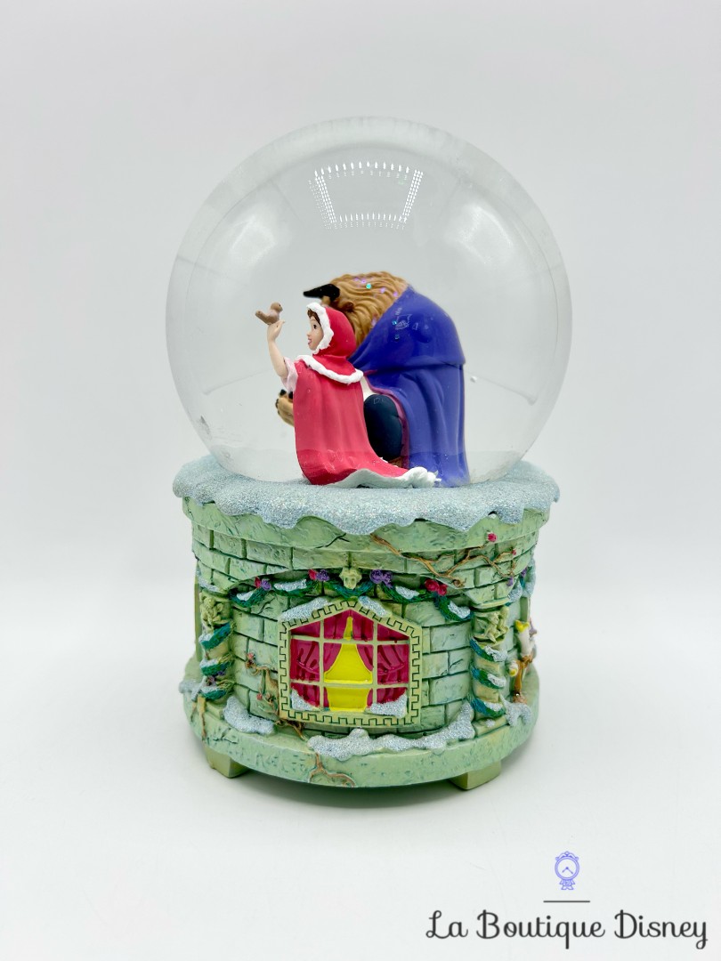 Boule-à-neige-musicale-La-Belle-et-la-Bête-Disney-Store-2017-snow-globe-Something-There  (3)