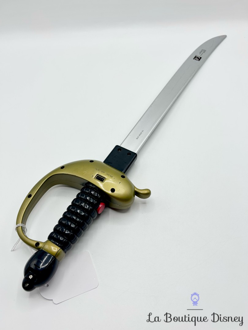 Jouet-Sabre-Pirates-des-Caraïbes-Disneyland-2018-Disney-épée-sonore-60-cm (5)