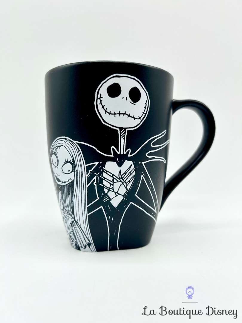 Tasse-Jack-Skellington-Sally-Baroque-Disneyland-mug-Disney-Létrange-Noël-de-Mr-Jack-noir-blanc-fleur (1)