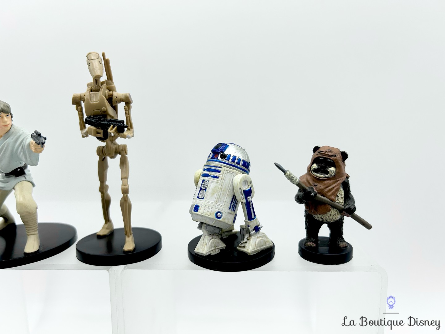Figurines-Star-Wars-Le-Réveil-de-la-Force-Mega-Playset-Disney-Store-Ensemble-de-jeu-géant (1)