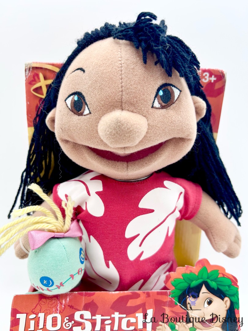 Peluche-Lilo-Souillon-Disney-Hasbro-2002-Lilo-et-Stitch-fille-robe-rouge-30-cm (3)