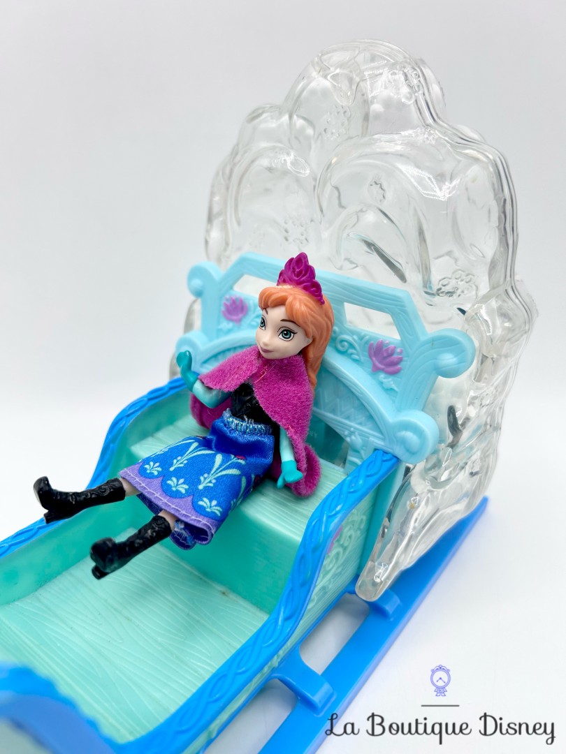 Figurine-Mini-Princesse-Anna-et-son-traineau-des-neiges-Disney-Mattel-Frozen-Swirling-Snow-Sled-poupée (6)