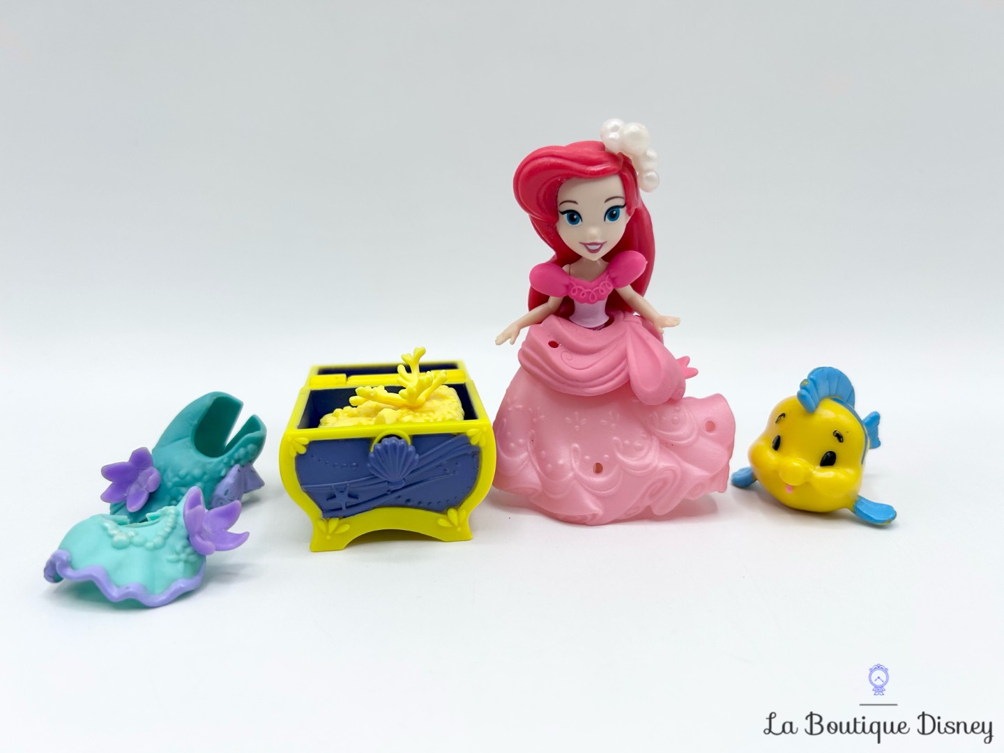 Figurine-Little-Kingdom-Le-coffre-aux-trésors-Ariel-Disney-Princess-Hasbro-La-Petite-Sirène-polly-clip (2)
