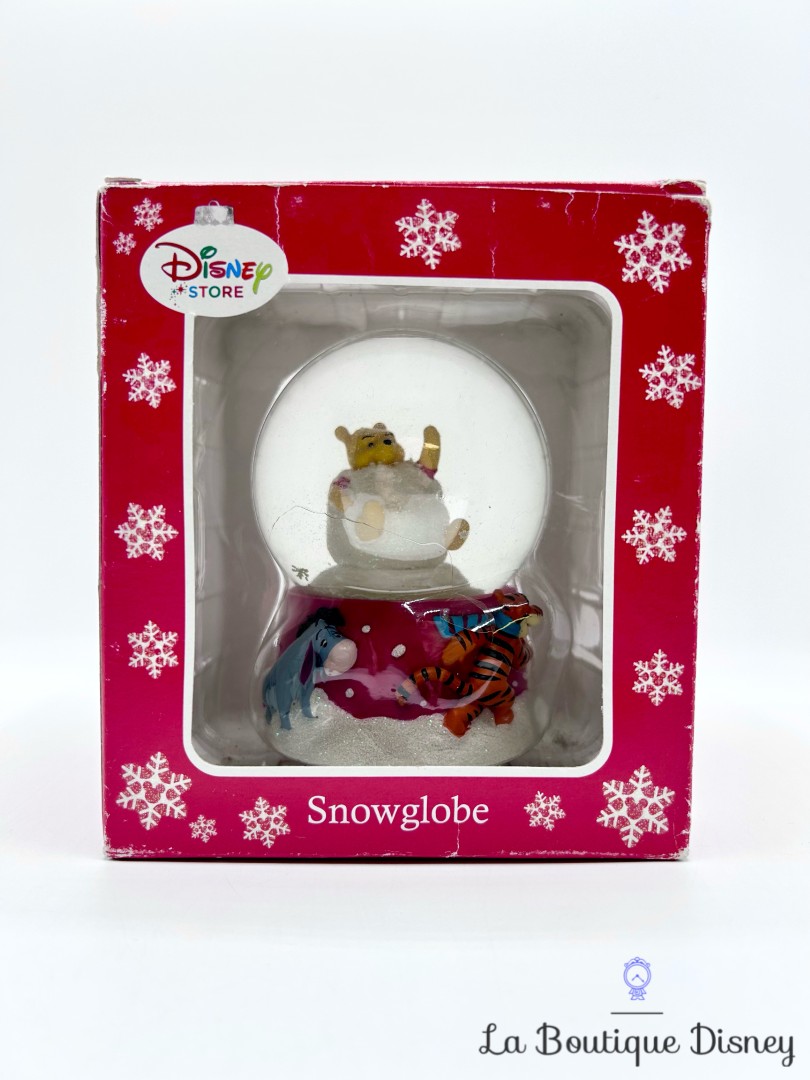 Boule-à-neige-Winnie-ourson-Tigrou-Bourriquet-Noël-Disney-Store-snow-globe-neige (3)