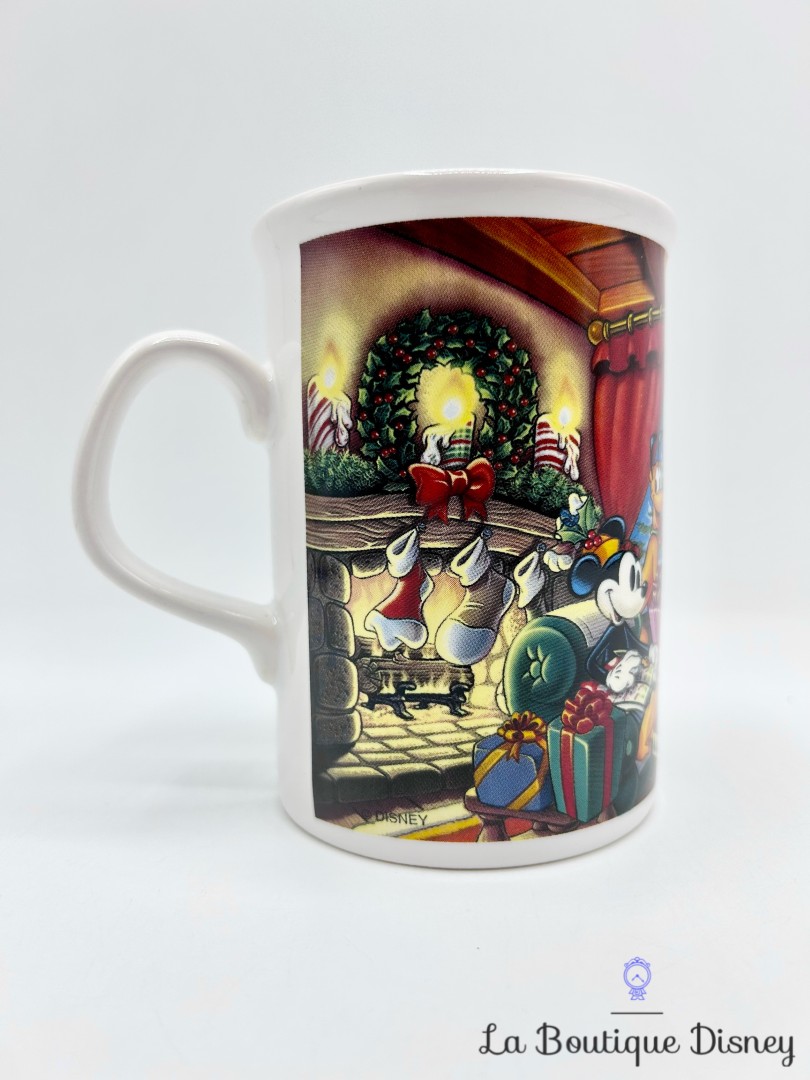 Tasse-Mickey-et-ses-amis-Noël-Disney-mug-England-vintage-sapin-cheminée (5)