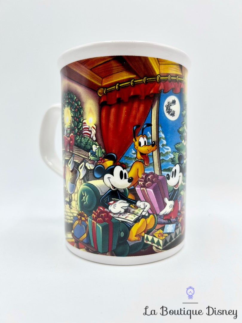 Tasse-Mickey-et-ses-amis-Noël-Disney-mug-England-vintage-sapin-cheminée (6)
