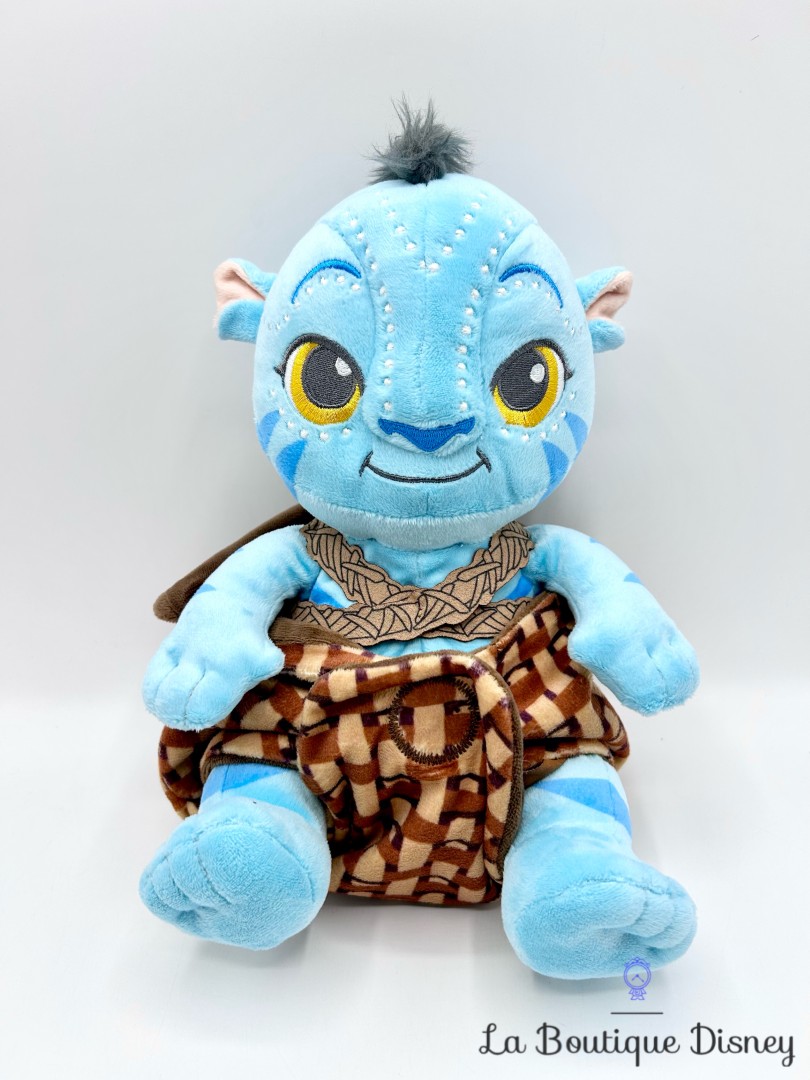 Peluche-Bébé-Navi-lange-Disney-Babies-Disney-Store-2023-Avatar-La-voie-de-eau-couverture-marron (5)