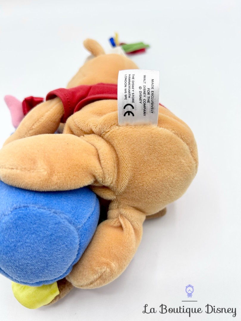 Peluche-Winnie-ourson-Porcinet-Happy-Birthday-Disney-Store-anniversaire-collection-20-cm (4)