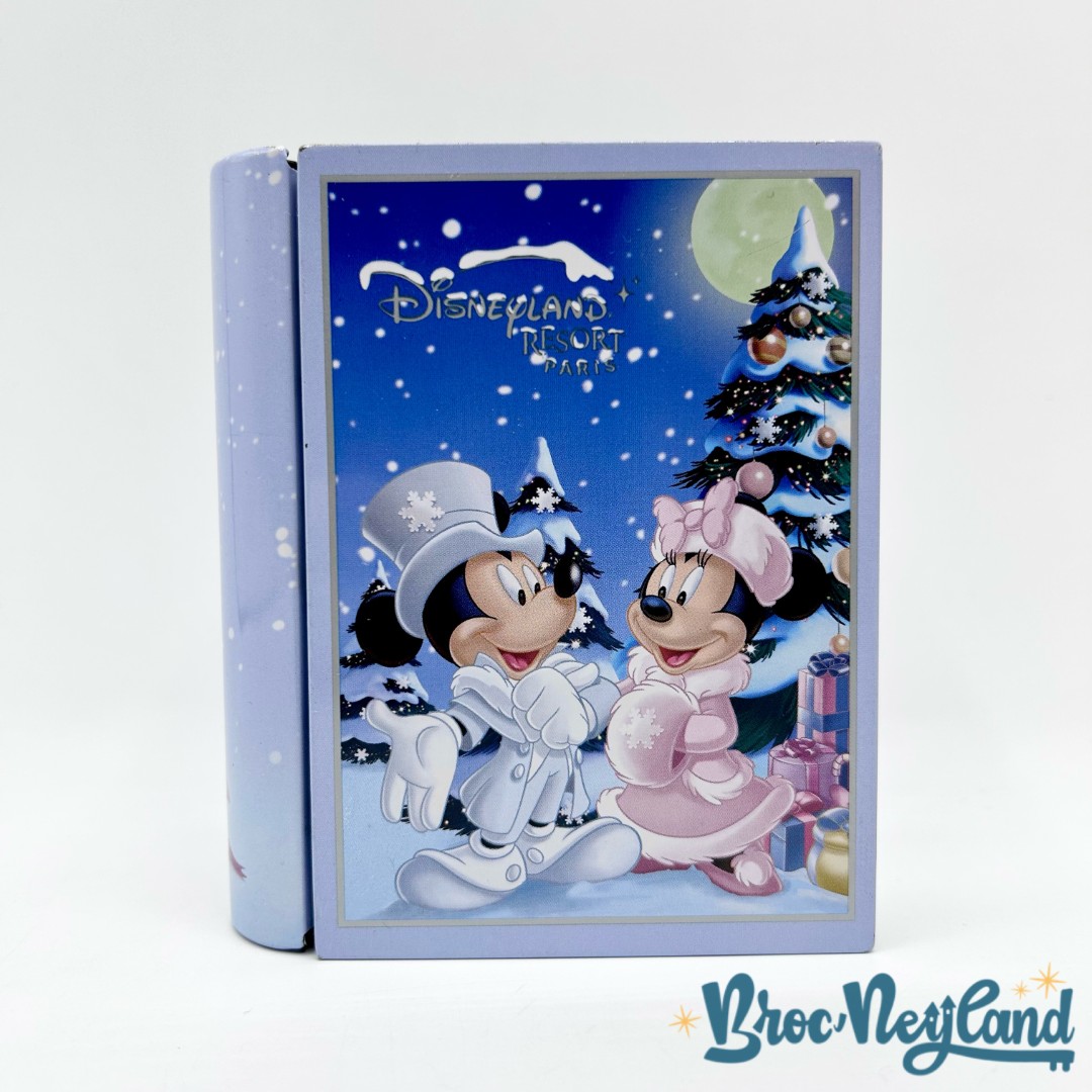 Boite-métal-Mickey-Minnie-Noël-livre-Disneyland-Paris-Disney-hiver-bleu (4)