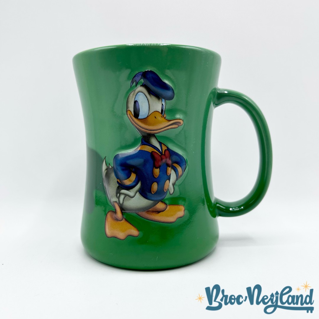 Tasse-Donald-Duck-ombre-Disneyland-Paris-mug-Disney-vert-relief-3D (3)