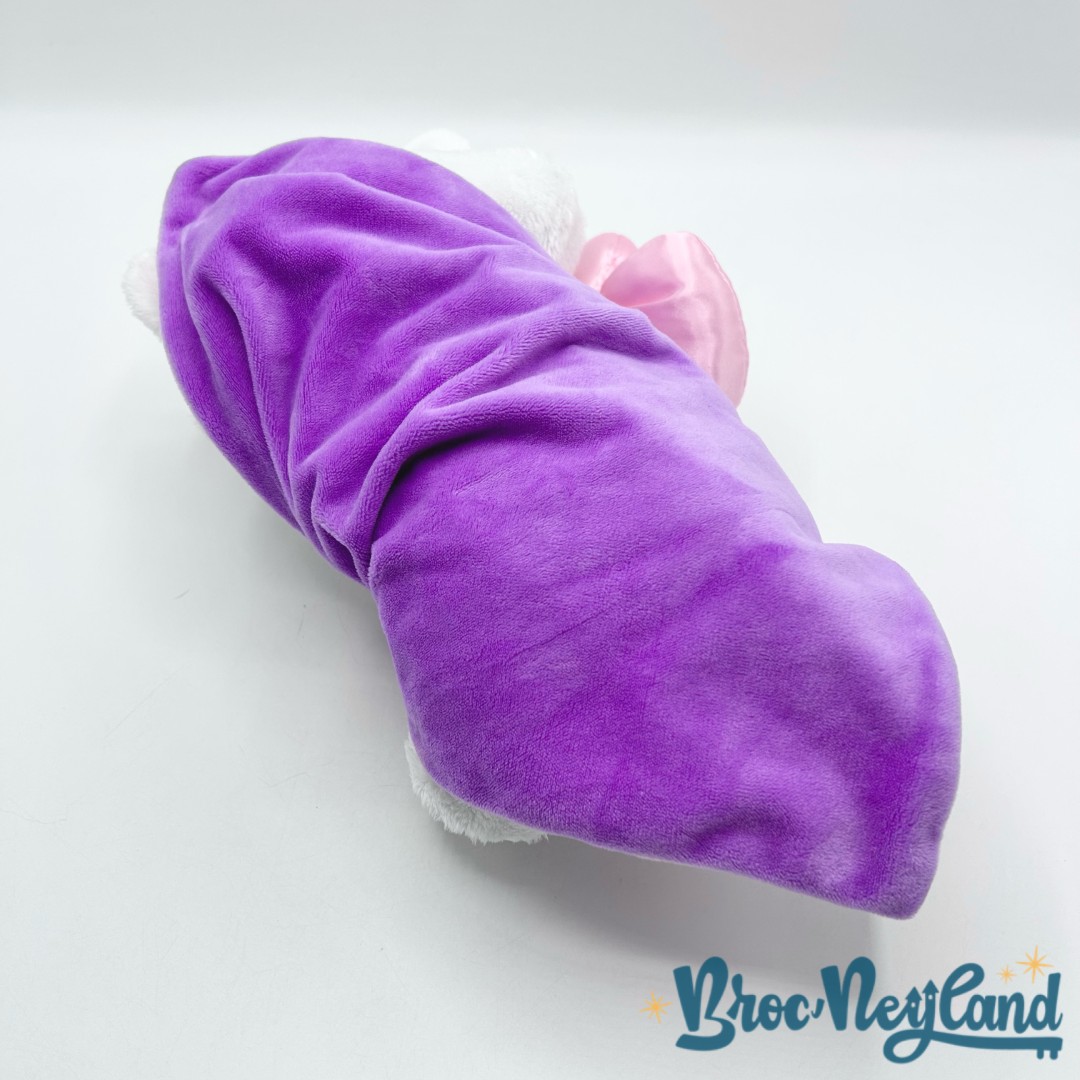 Peluche-Marie-Les-Aristochats-Disney-Babies-Disneyland-chat-couffin-couverture-fraise (1)