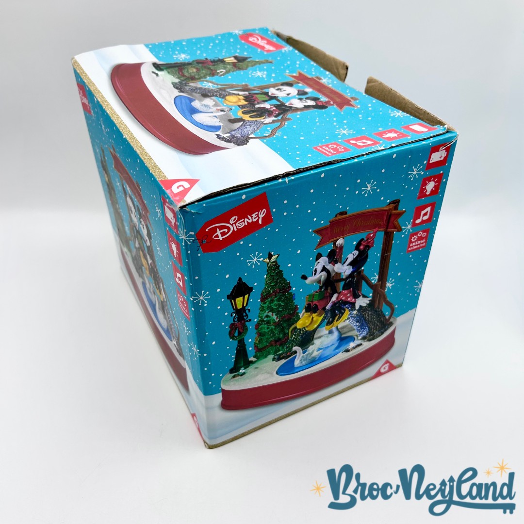 Figurine-Scène-de-Noël-Mickey-Minnie-Disney-Gifi-lumineuse-animée-musicale (9)