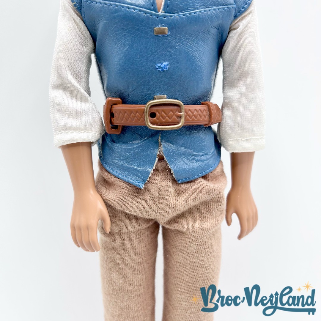Poupée-Flynn-Rider-Disney-Mattel-2009-prince-Raiponce-32-cm (1)