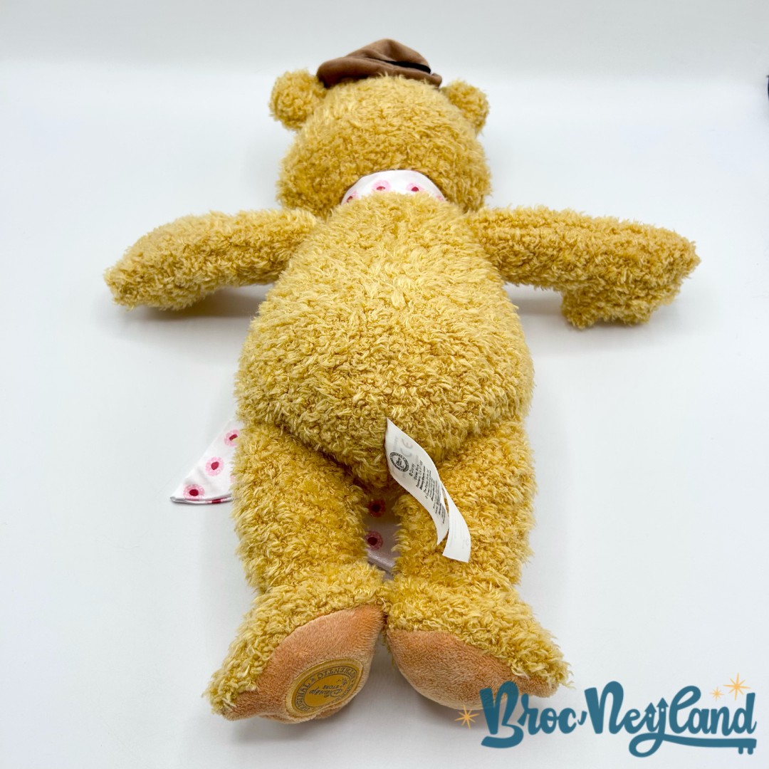 Peluche-Fozzie-ours-Les-Muppets-Disney-Store-2014-marron-écusson-40-cm (5)