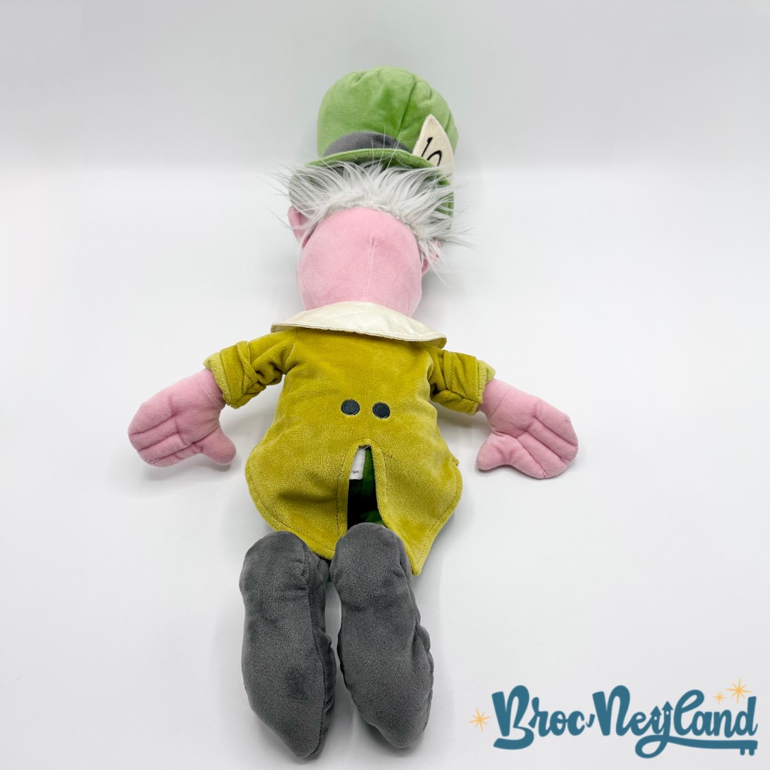 Peluche-Chapelier-Fou-Disneyland-Disney-Alice-au-pays-des-merveilles-vert-52-cm (8)