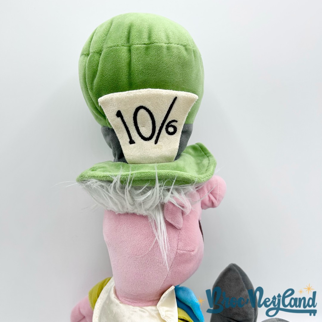 Peluche-Chapelier-Fou-Disneyland-Disney-Alice-au-pays-des-merveilles-vert-52-cm (1)