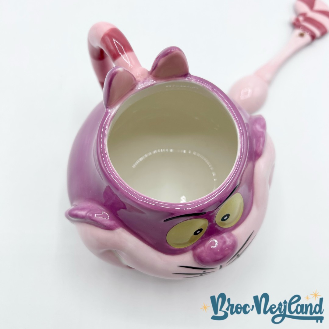 Tasse-Chat-Cheshire-cuillère-Disney-Store-2015-mug-Alice-au-pays-des-merveilles-rose-relief-3D (6)