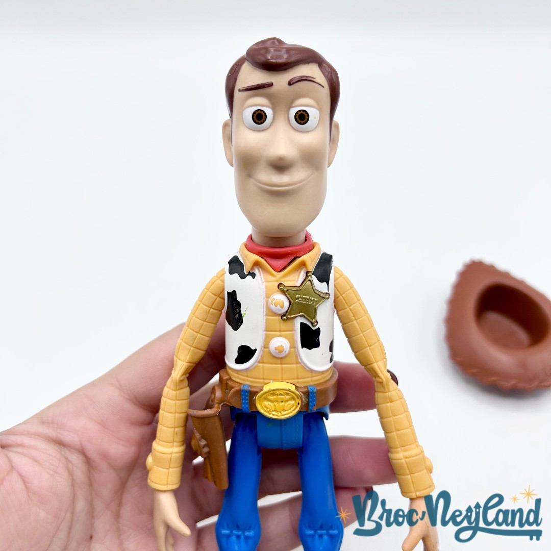 Jouet-Figurine-Talking-Woody-Toy-Story-Disney-Mattel-2015-cow-boy-parle-ANGLAIS-22-cm (1)
