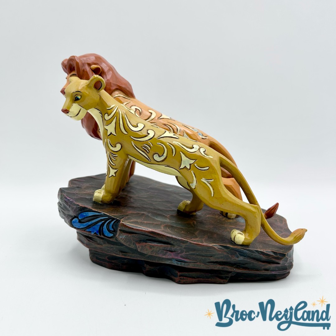Figurine-Jim-Shore-Simba-Nala-Love-at-Pride-Rock-Disney-Traditions-Showcase-Collection-Le-Roi-Lion-4040432 (4)