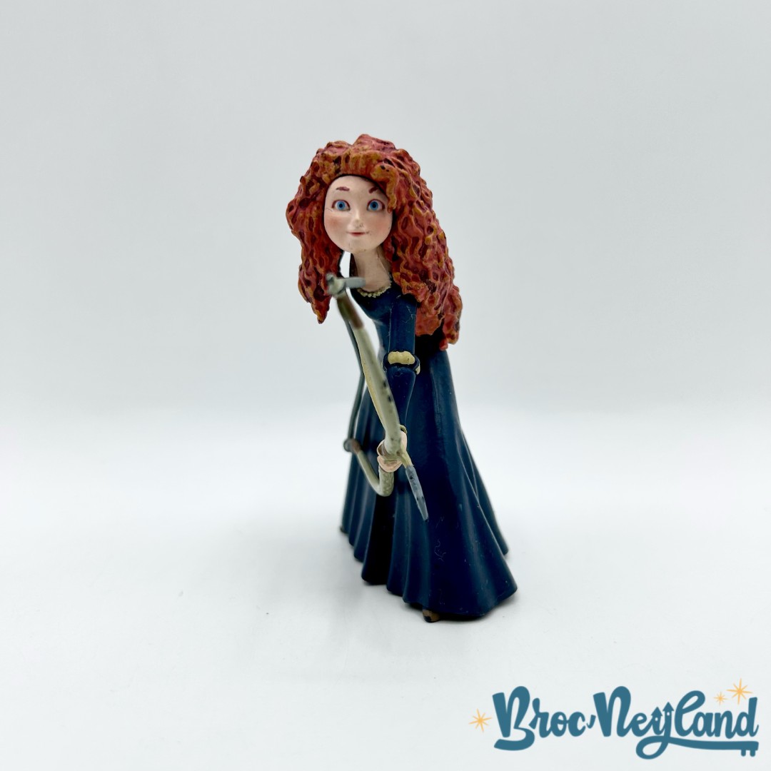 Figurine-Mérida-Rebelle-Disney-Bullyland-princesse-arc-10-cm (1)