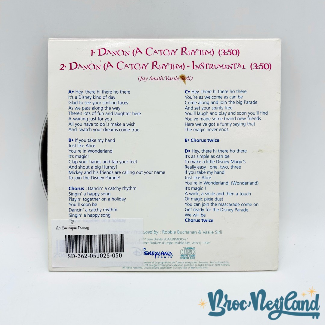 CD-La-Parade-du-Monde-Merveilleux-Disney-Disneyland-Paris (1)