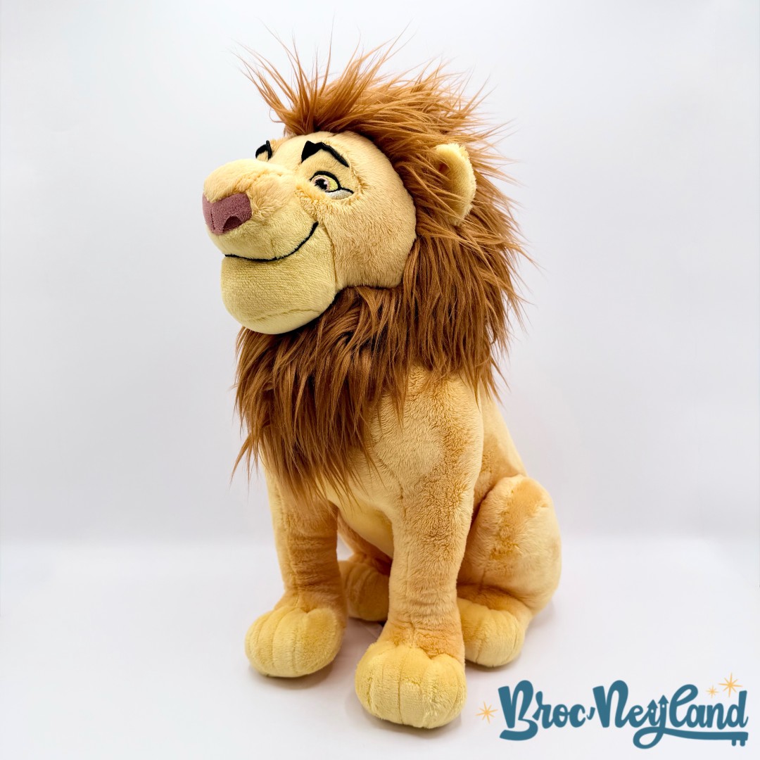 Peluche-Mufasa-Le-Roi-Lion-Disney-Store-2023-jaune-38-cm (4)