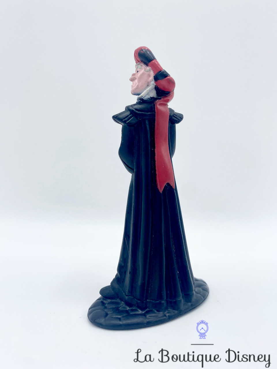 figurine-frollo-disney-nestlé-juge-robe-noir-2