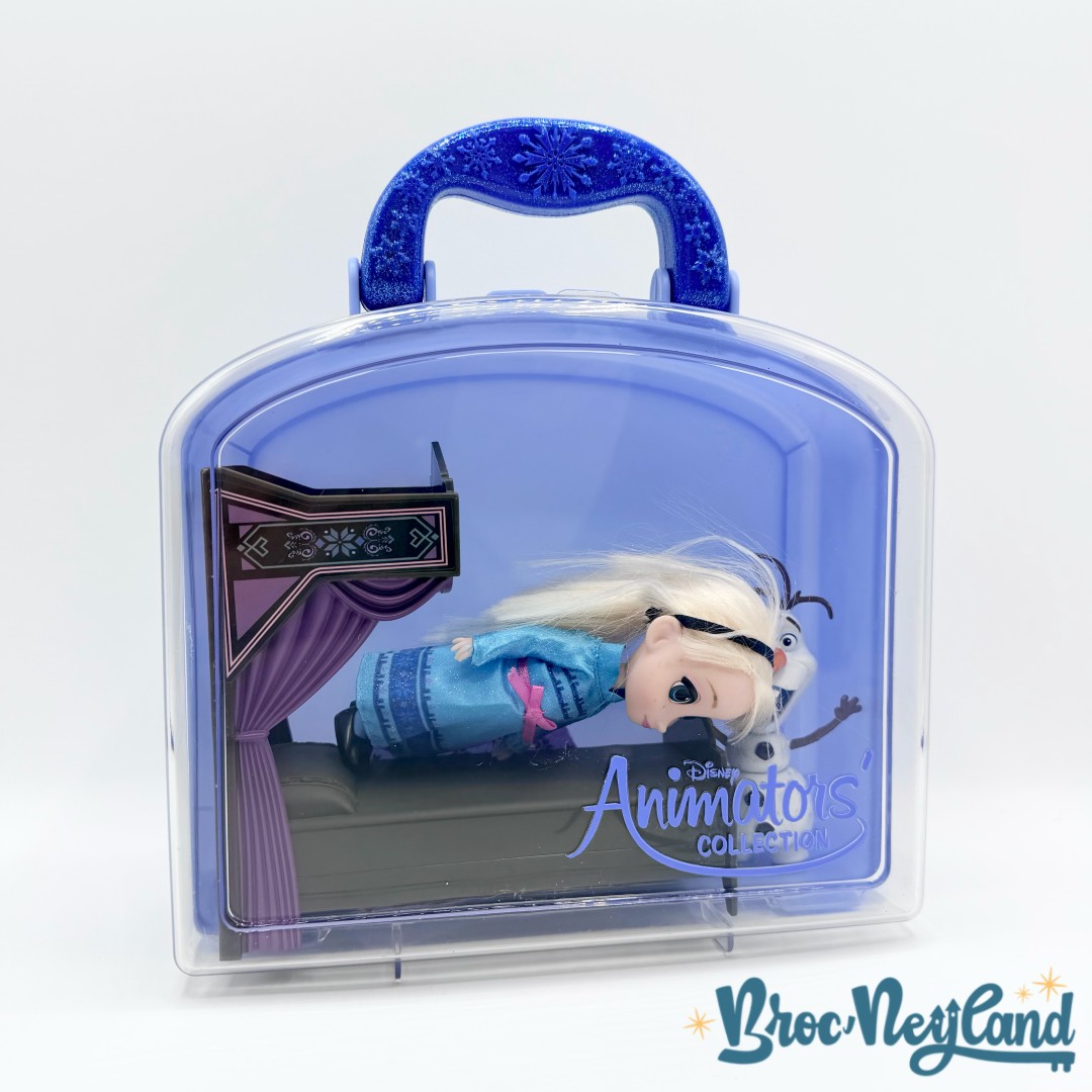 Ensemble-de-jeu-Coffret-Mini-Poupée-Elsa-La-Reine-des-Neiges-Animators-Collection-Disney-Store-2019-valise (5)