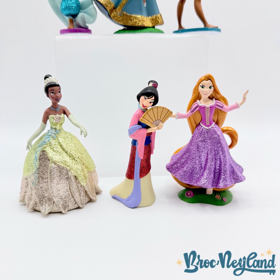 Figurines-Princesses-paillettes-Playset-Deluxe-Disney-Store-2017-Ensemble-de-jeu-10-cm (4)