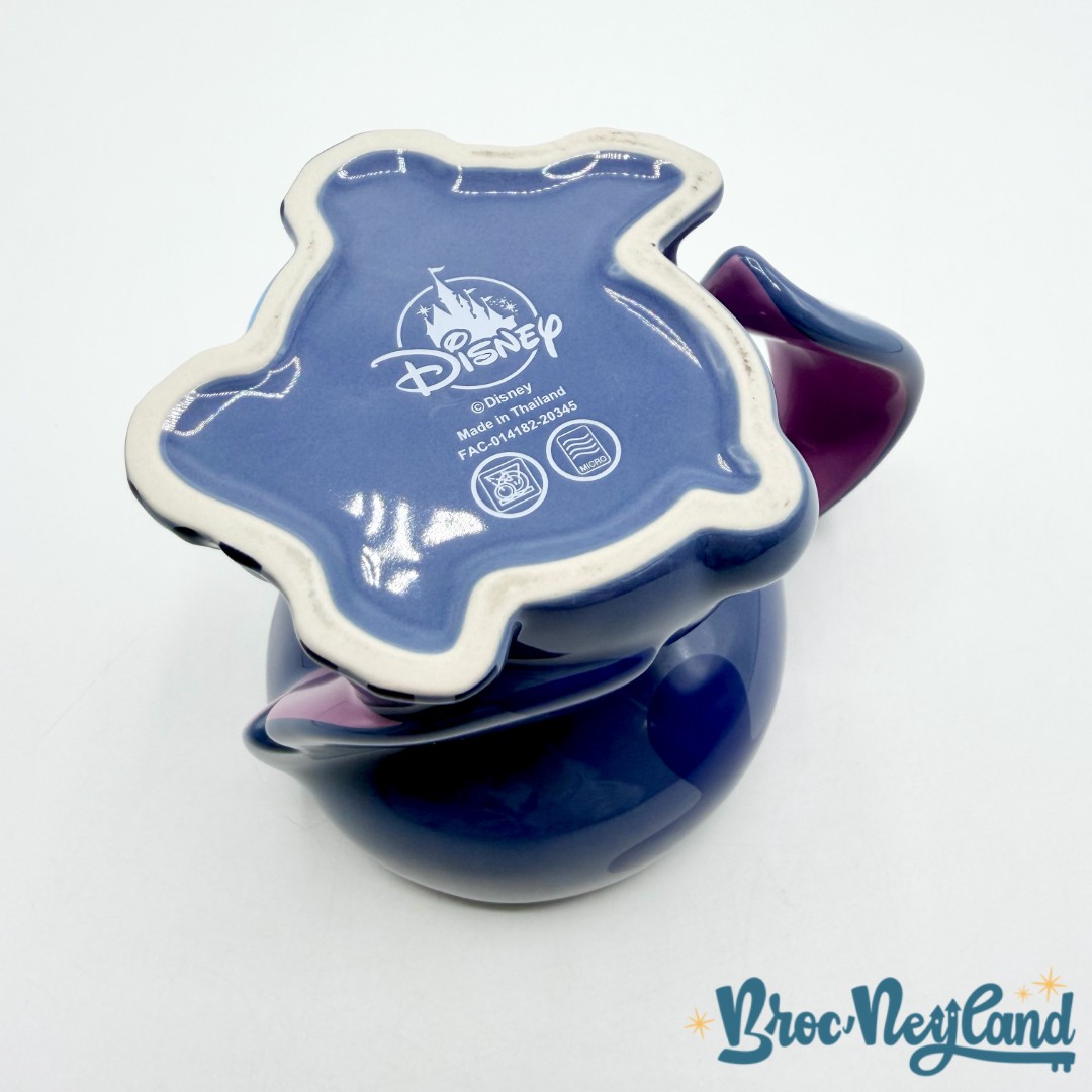 Tasse-Stitch-Disney-Store-2020-mug-Lilo-et-Stitch-bleu-anse-oreille-relief-3D (1)