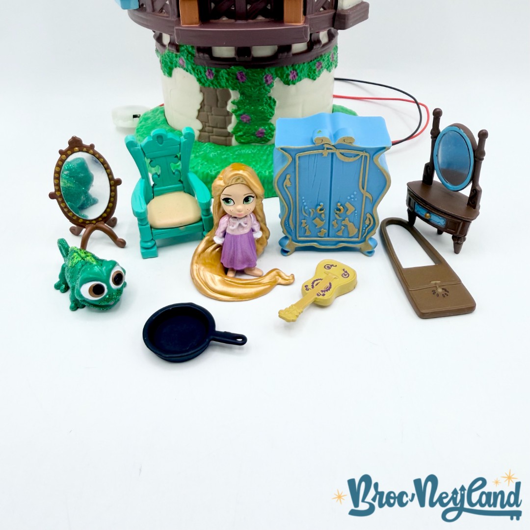 Figurine-Maison-Surprises-de-Raiponce-Animators-Collection-Littles-Disney-Store-Disneyland-2019-Ensemble-jeu-miniature-musical (5)