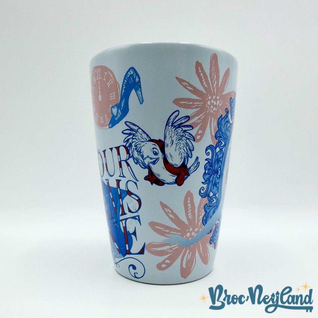 Tasse-Cendrillon-Let-Your-Dreams-Shine-Disney-Store-2016-mug-bleu (3)