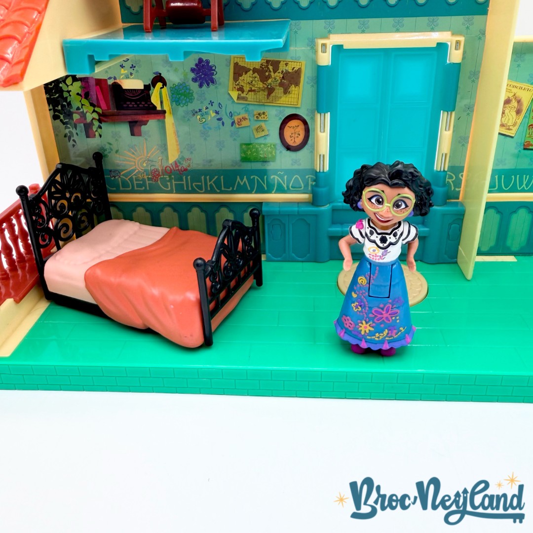 Jouet-Chambre-de-Mirabel-Madrigal-Encanto-Disney-Jakks-Pacific-figurines (2)