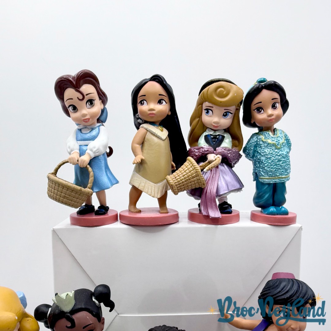 Figurines-Princesses-Animators-Collection-Mega-Playset-Disney-Store-2017-Ensemble-de-jeu-de-luxe-8-cm (1)