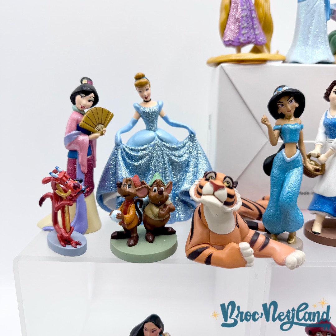 Figurines-Princesses-Mega-Playset-Disney-Store-2016-Ensemble-de-jeu-géant (7)