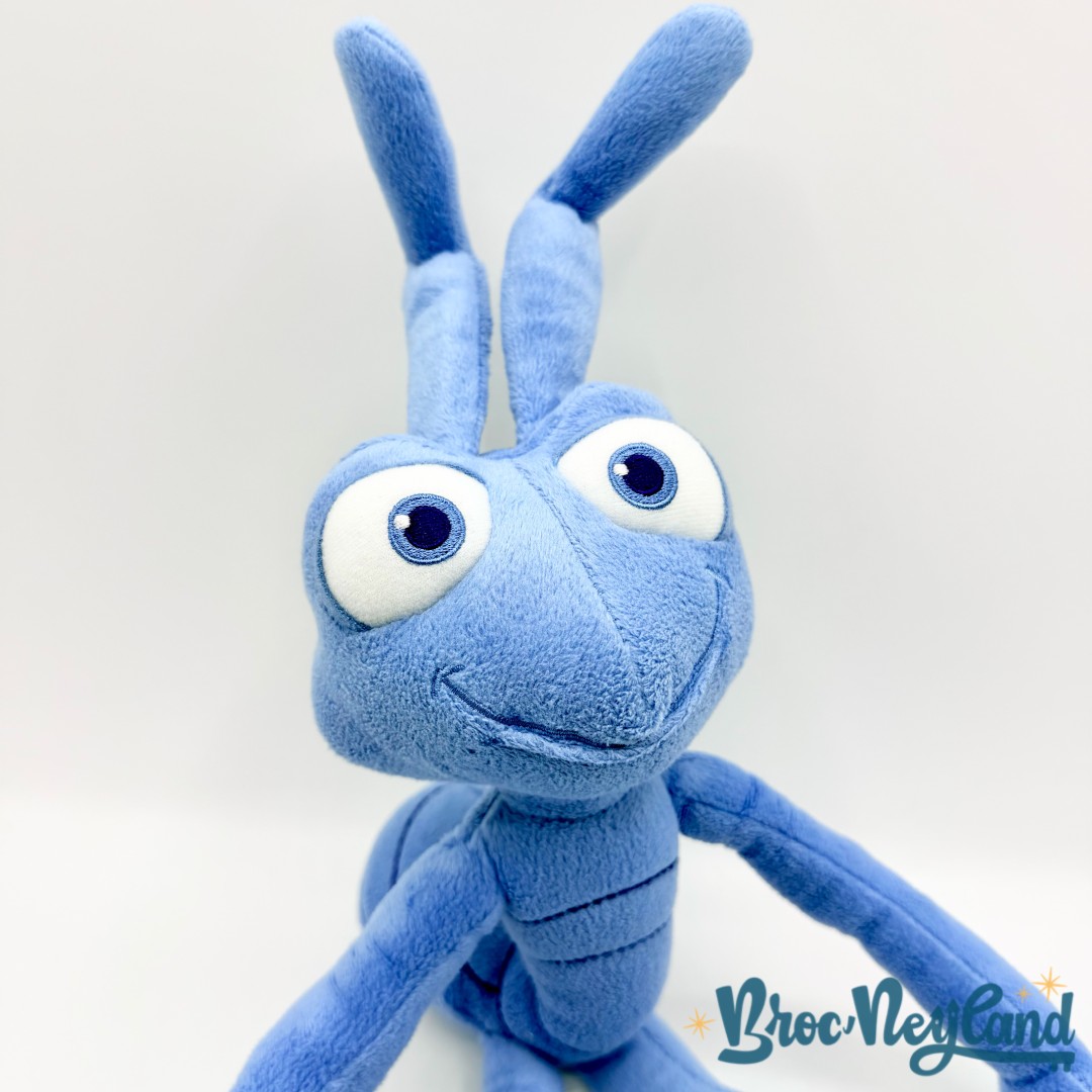 Peluche-Tilt-1001-Pattes-Disney-Store-2018-insecte-fourmi-bleu-50-cm (6)