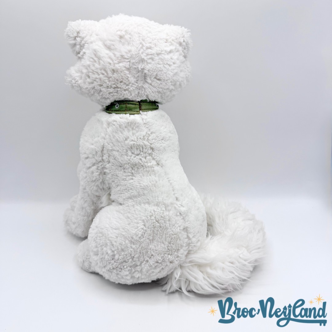 Peluches-Duchesse-Marie-Les-Aristochats-Disneyland-Paris-Disney-chat-blanc-35-cm (6)