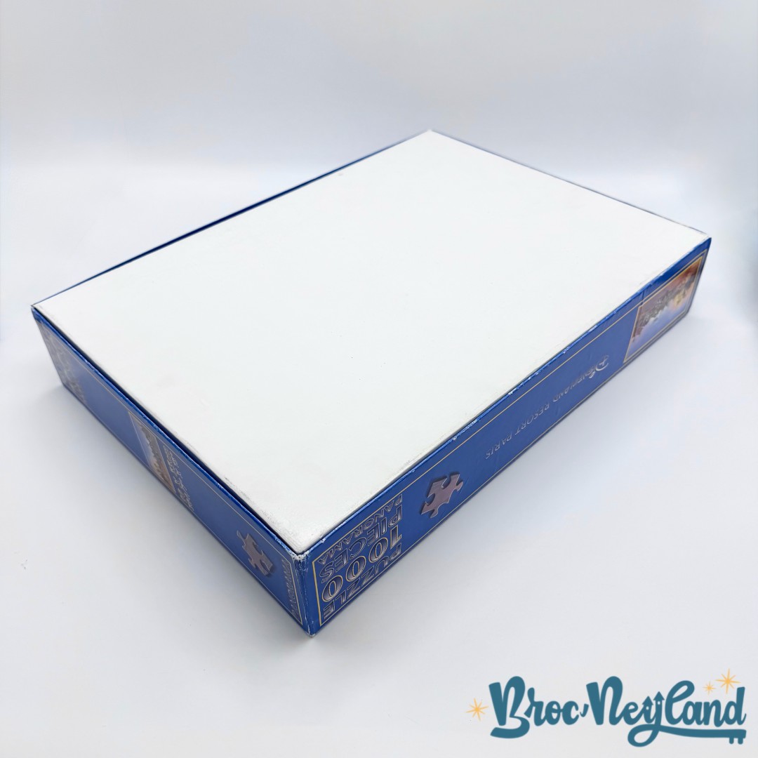 Puzzle-Panorama-1000-pièces-Mickey-et-ses-amis-Parc-Disneyland-Resort-Paris-Disney-bleu (4)