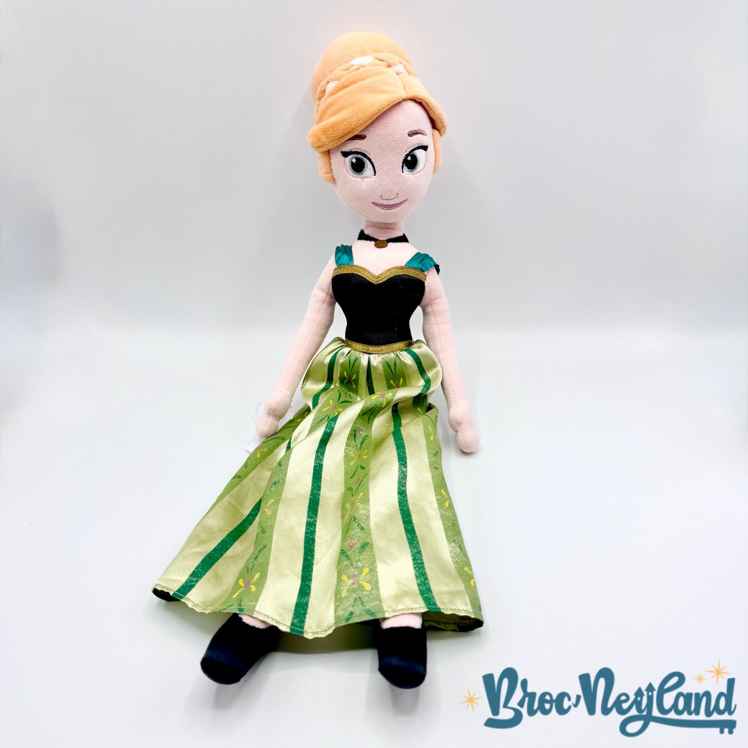 Poupée-chiffon-Anna-couronnement-La-Reine-des-Neiges-Disney-Parks-2014-peluche-robe-verte-hiver-52-cm (3)